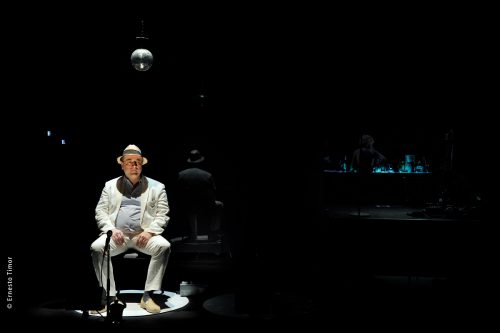 Thierry Barthe dans "Entretiens avec la mer", photo © Ernesto Timor
